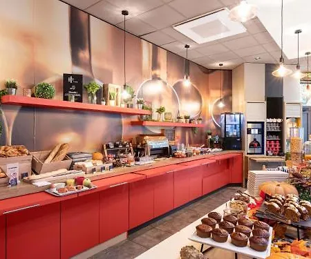 Ibis Styles Lyon Gerland-2