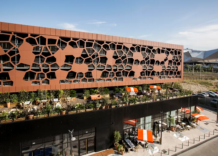 Hotel Ping Pong: Mob Hotel Lyon Confluence